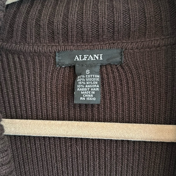 Alfani Sweater - Picture 2 of 9